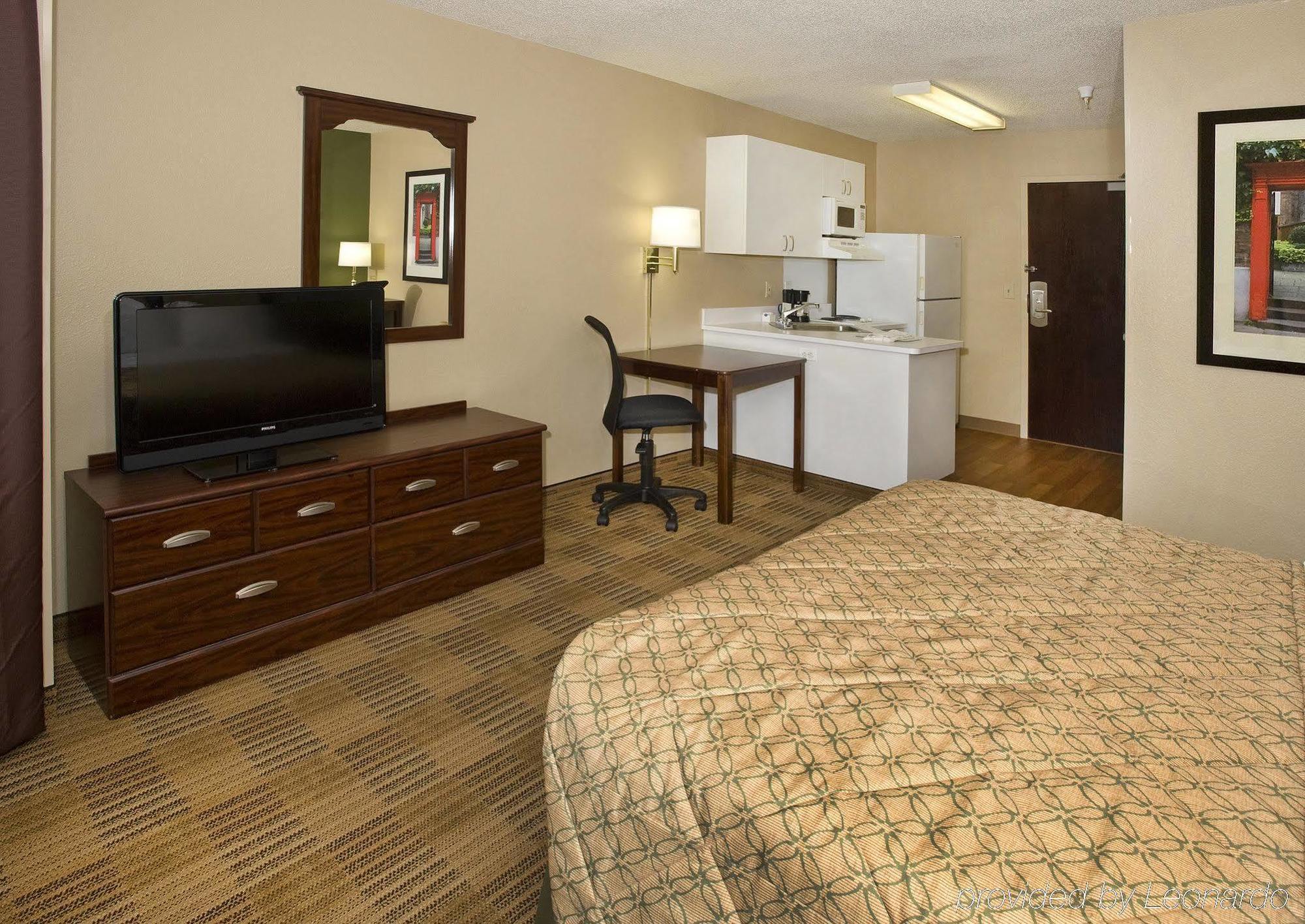 Extended Stay America Suites - Santa Barbara - Calle Real Goleta Quarto foto